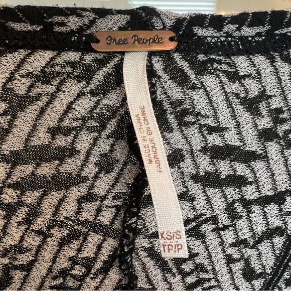 Free People open front cocoon kimono duster, fringed sleeve det Oversized XS - Picture 2 of 10